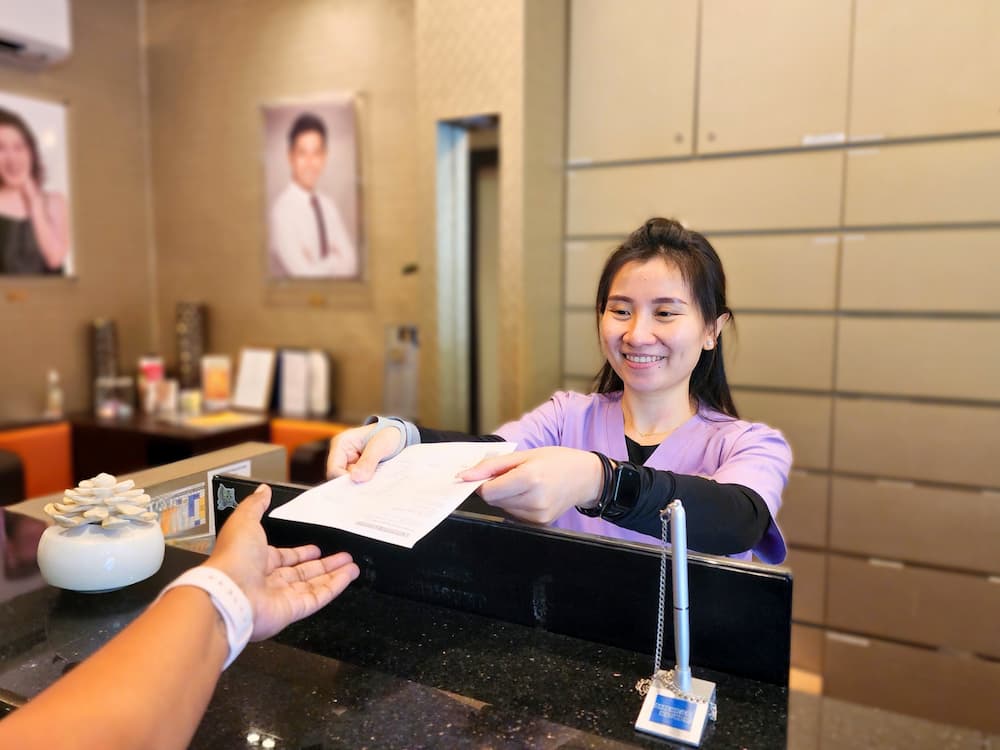 Everline Receptionist
